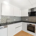 Zentral Und Ruhig Am Park - 2br - Gratis Parken - 2 Balkone Apartman