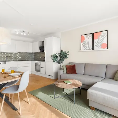 شقة Zentral Und Ruhig Am Park - 2br - Gratis Parken - 2 Balkone غراتس
