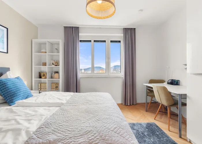 Zentral Und Ruhig Am Park - 2br - Gratis Parken - 2 Balkone *