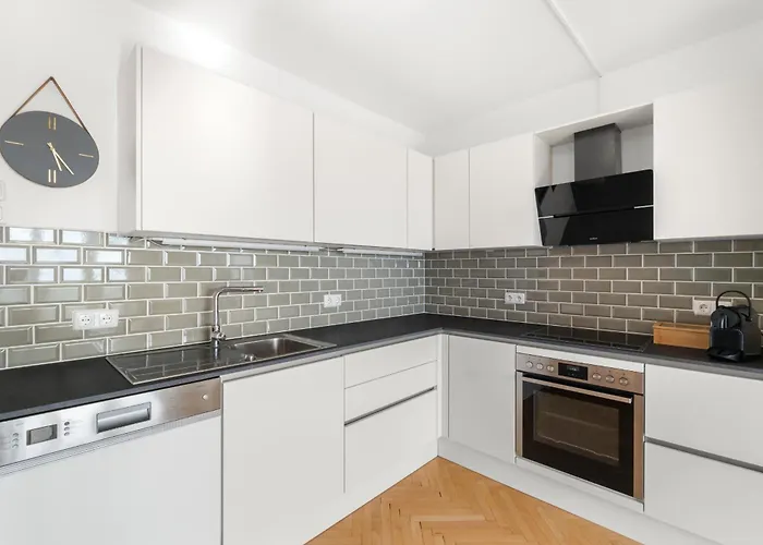 Zentral Und Ruhig Am Park - 2br - Gratis Parken - 2 Balkone Appartamento